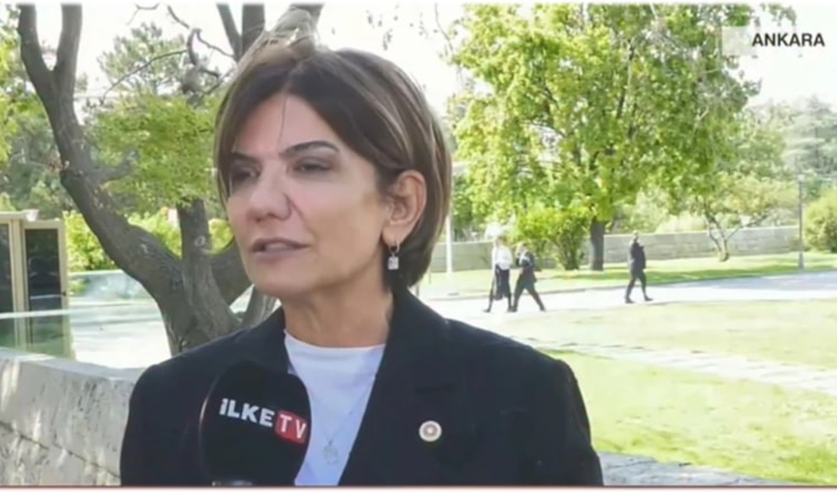AKP'li vekilin Öcalan sözlerini haberleştiren gazeteciye gözaltı