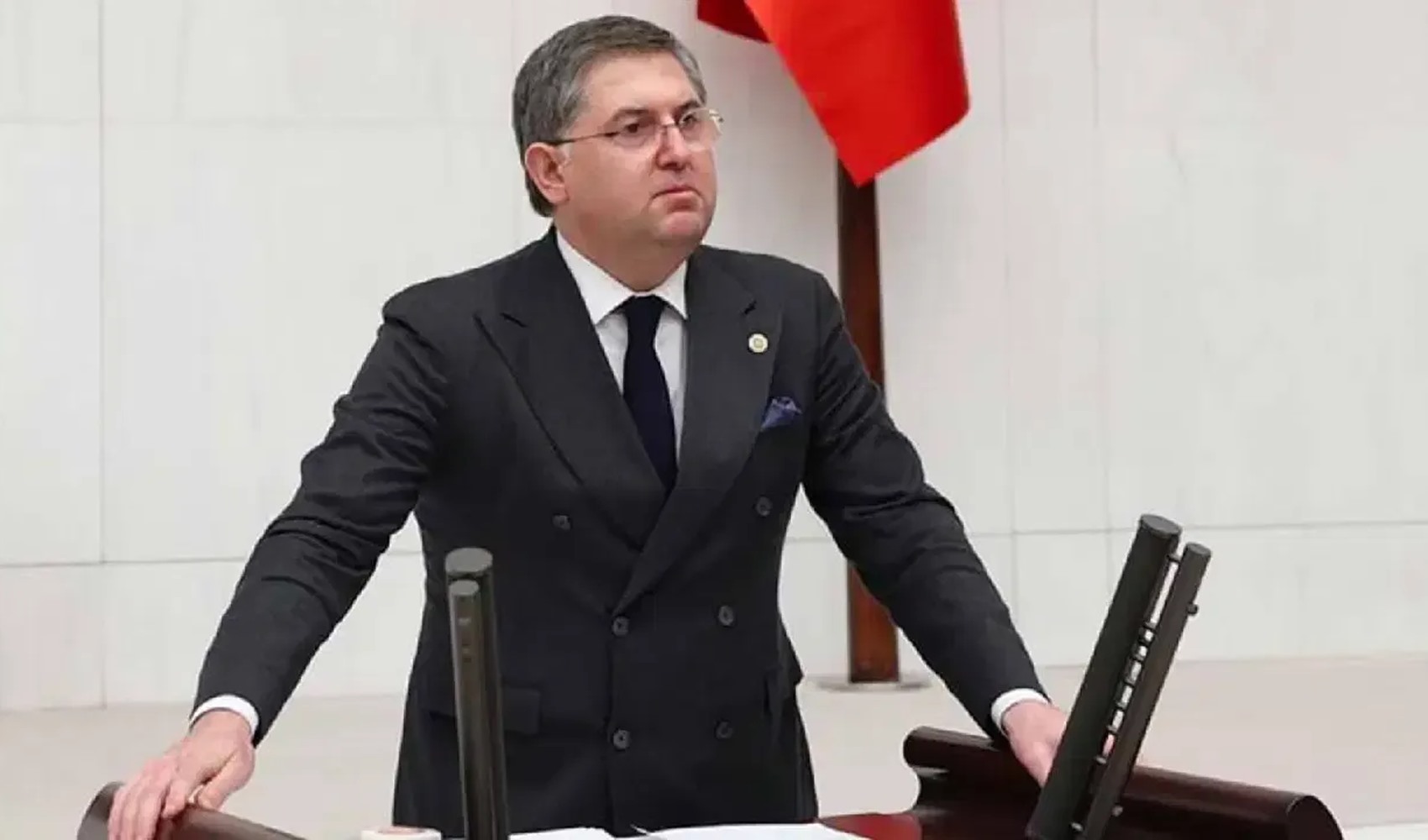 CHP’ye geçeceği iddia edilen YENİ Partili Yıldızlı’dan yanıt: Yeni Parti’de mutluyum
