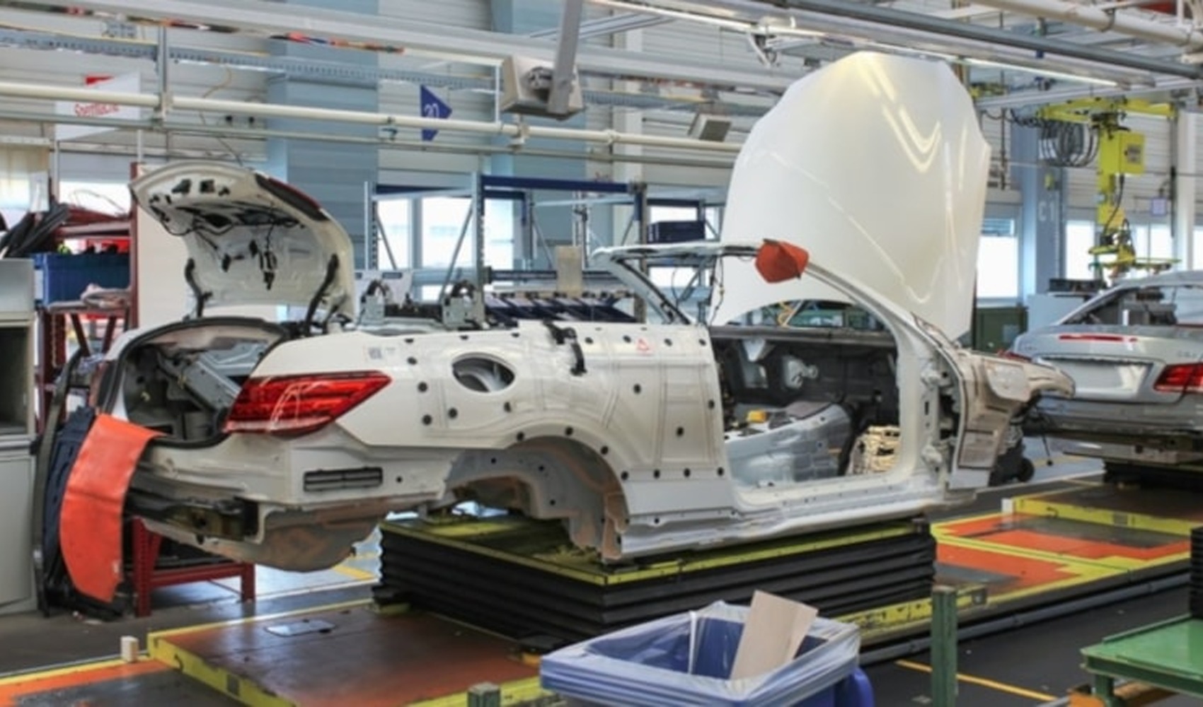 Mercedes considers closure of two factories