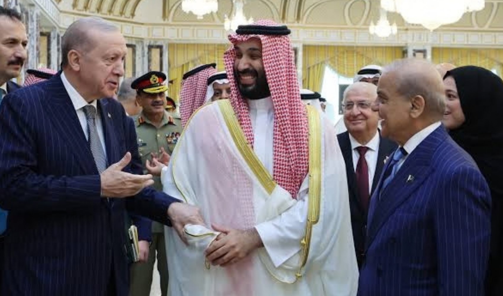Breaking News... Saudi Arabia calls for 'urgent' defense meeting with Turkey and Pakistan