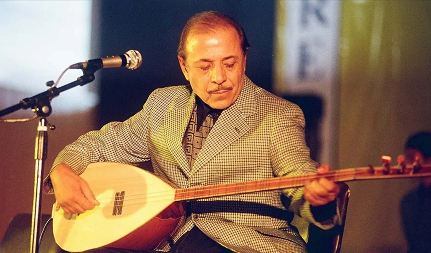 Adnan Yılmaz writes: Neşet Ertaş within the Abdal tradition