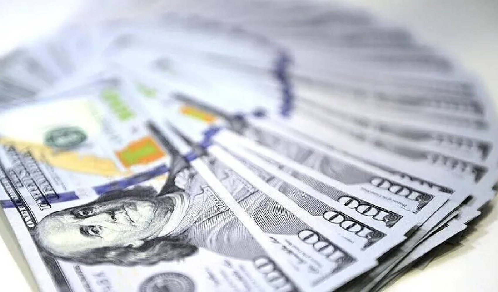 Irak, ABD ile nakit dolar sevkiyatının sürdürülmesi konusunda anlaşmaya varıldığını açıkladı