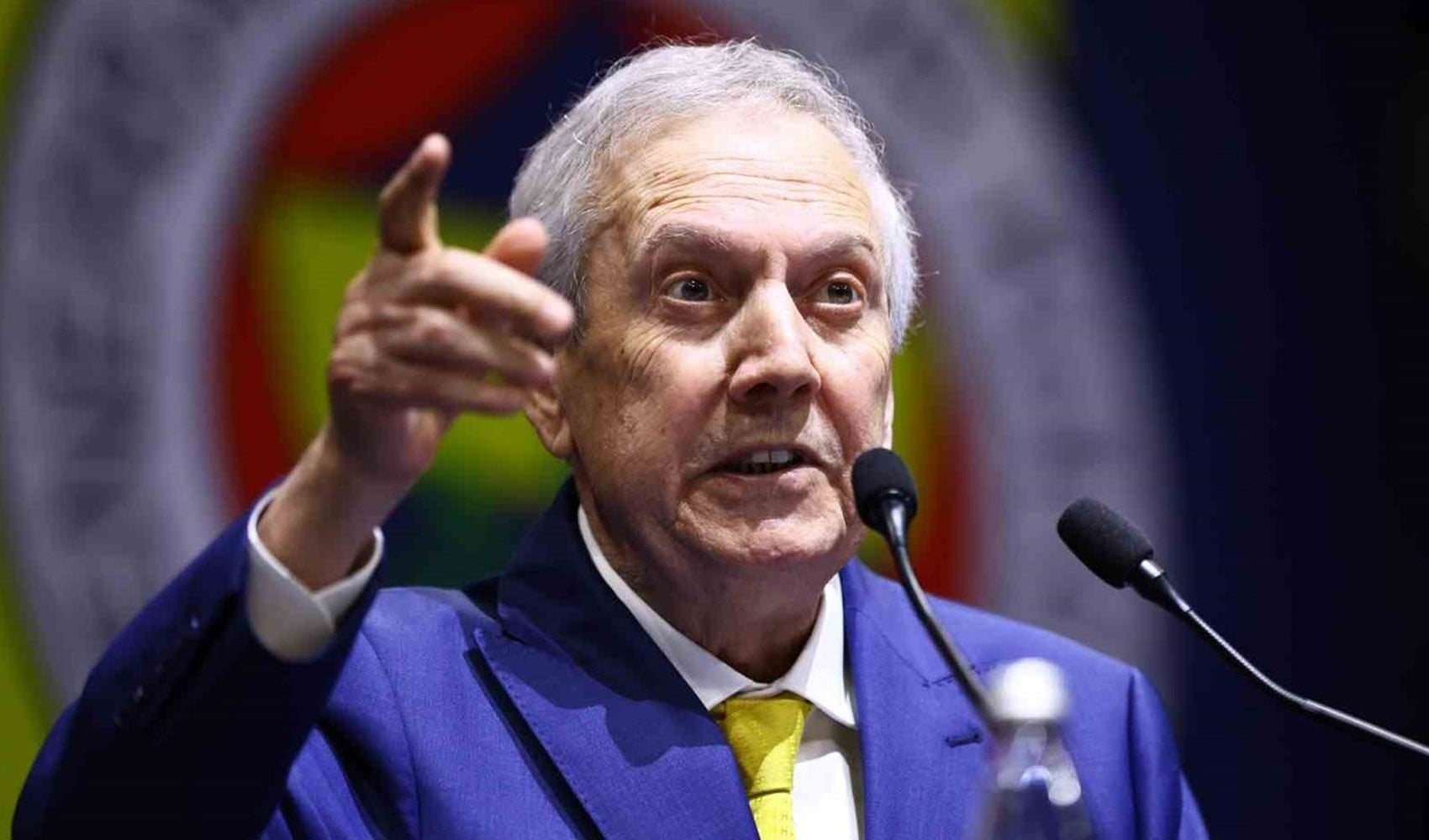 Aziz Yıldırım Fenerbahçe’nin transfer borçlarını açıkladı