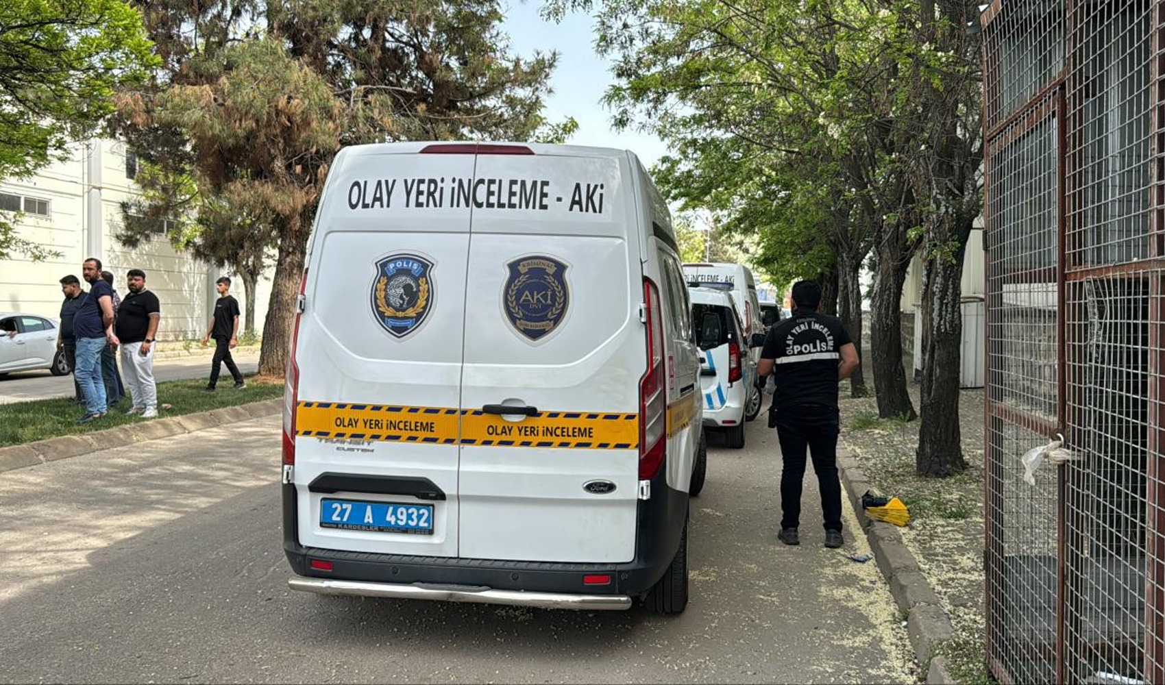 Tartıştığı arkadaşını tabancayla öldüren kişi aynı silahla yaşamına son verdi
