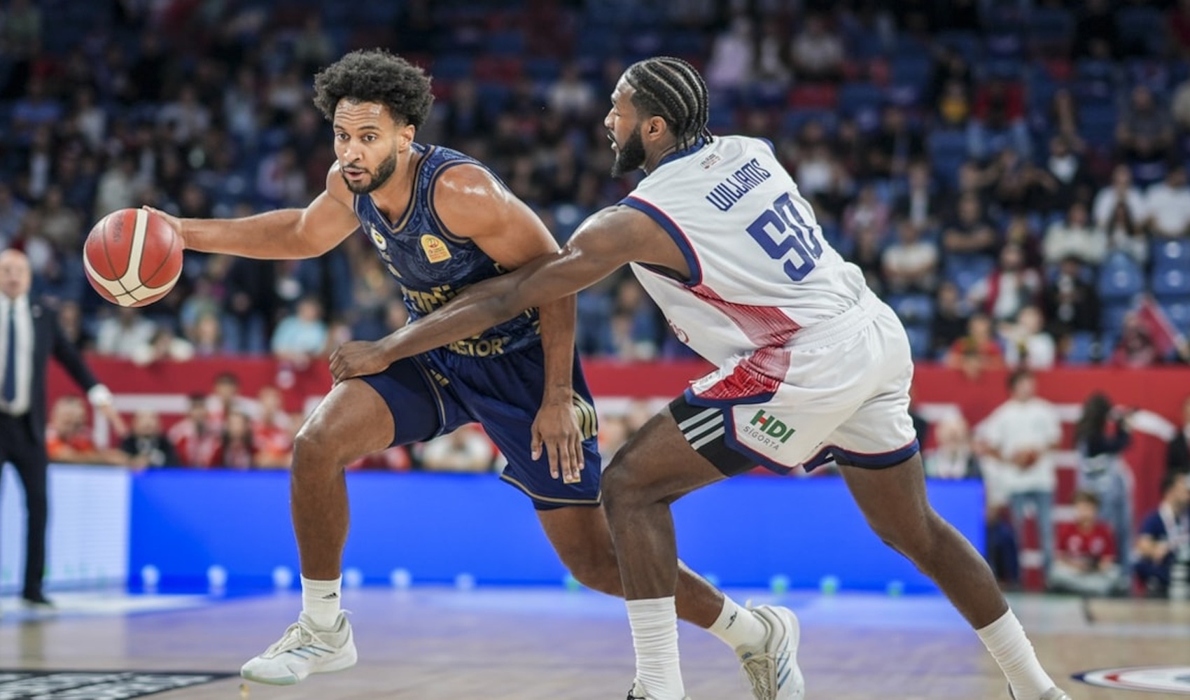 Son şampiyon Fenerbahçe sezona yenilgiyle başladı