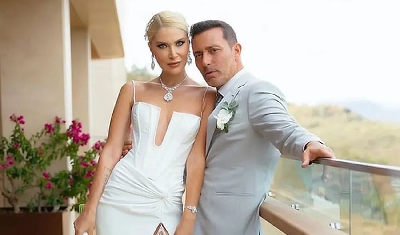 Mustafa Sandal ve Melis Sütşurup Sandal hakkında Dubai iddiası