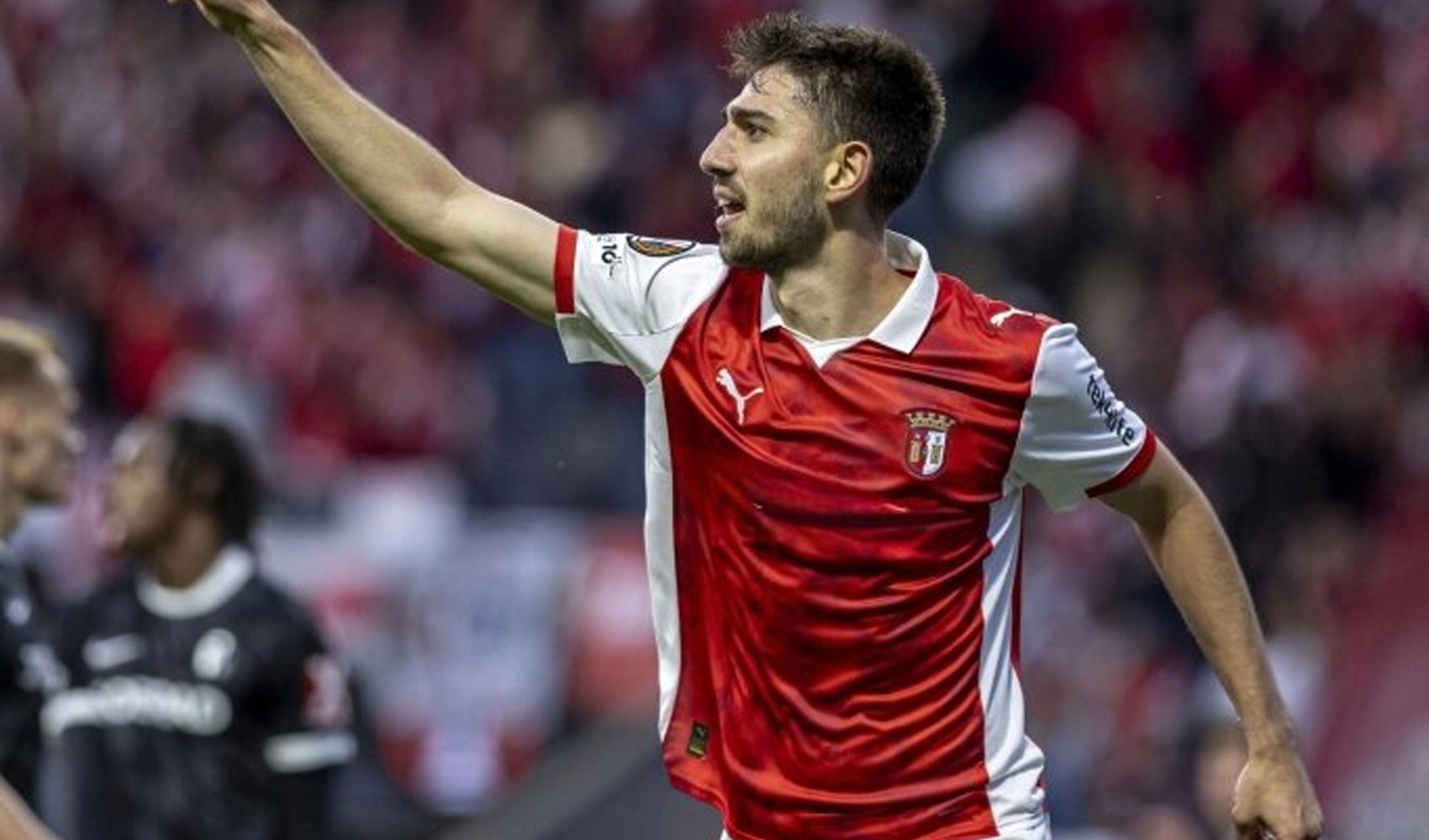 Se activa el bono por partidos internacionales de Demir Ege Tıknaz: 500.000 euros de ingresos adicionales para el Beşiktaş desde el Braga