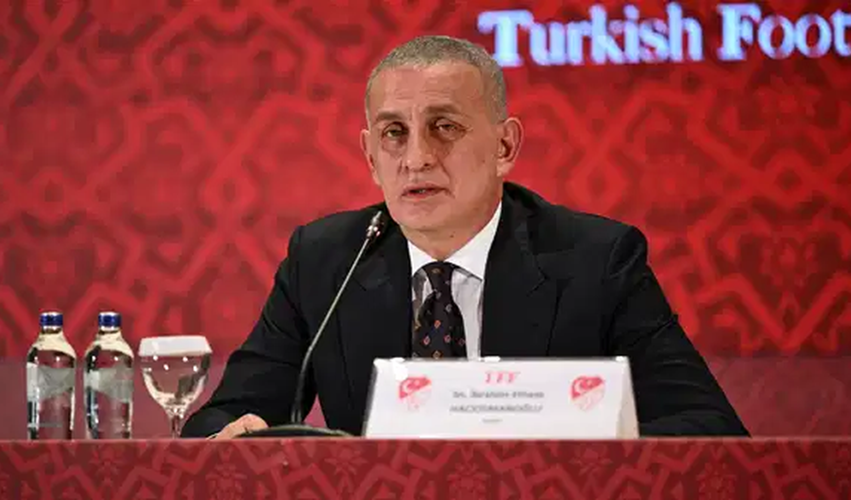 İbrahim Hacıosmanoğlu görevi bırakıyor
