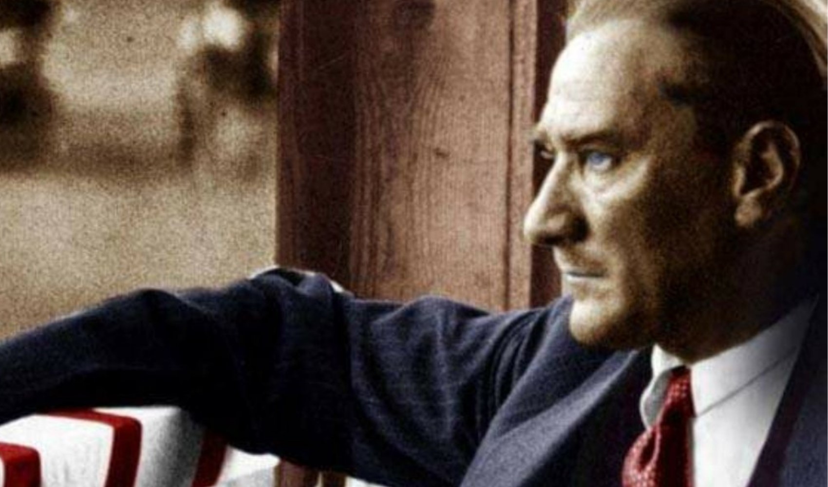 Atatürk, hangi tarihsel koşullarda doğdu?