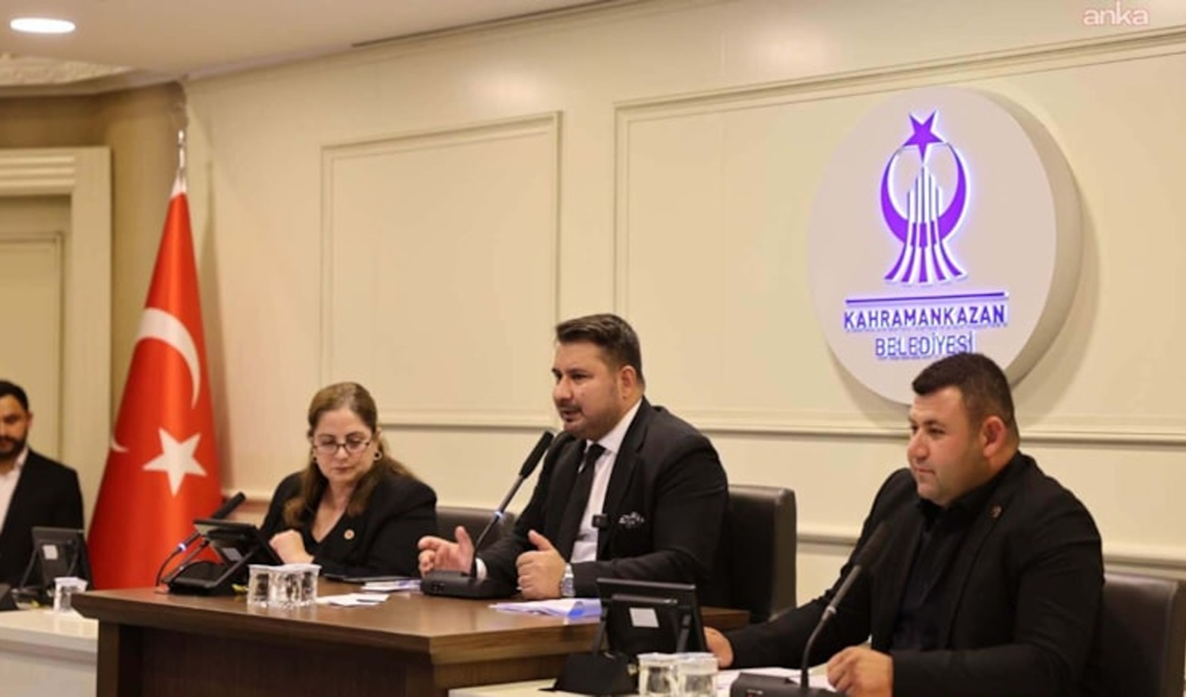 Elogi di un sindaco dell'AKP a Mansur Yavaş, critiche al suo partito!
