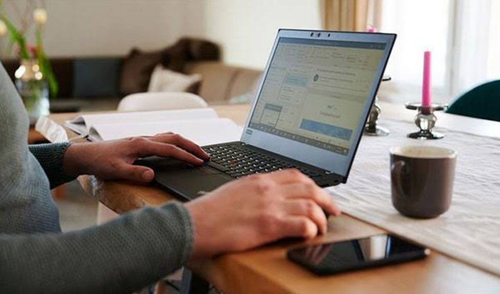 The rules remote workers need to know have been explained one by one: Who covers the expenses, and how will overtime be calculated?