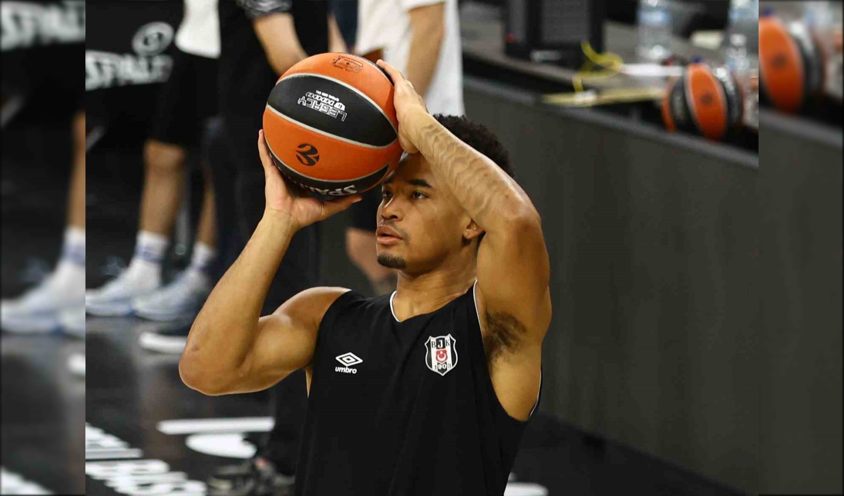 Beşiktaş'tan 13 yıl sonra gelen Euroleague galibiyeti