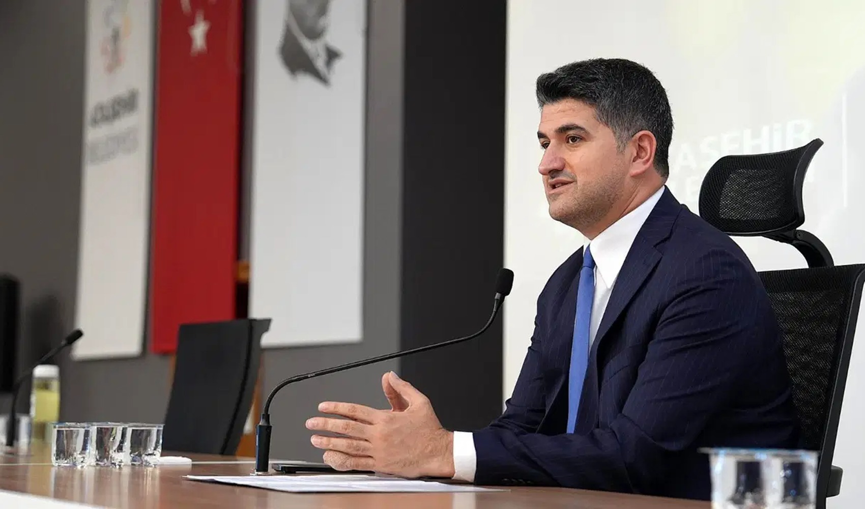 Adıgüzel’den AKP’ye geçen meclis üyelerine tepki
