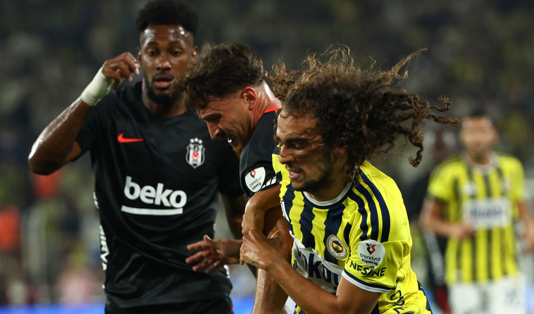 Beşiktaş gewinnt das Derby am vierten Spieltag: Fenerbahçe bleibt bei 6 Punkten