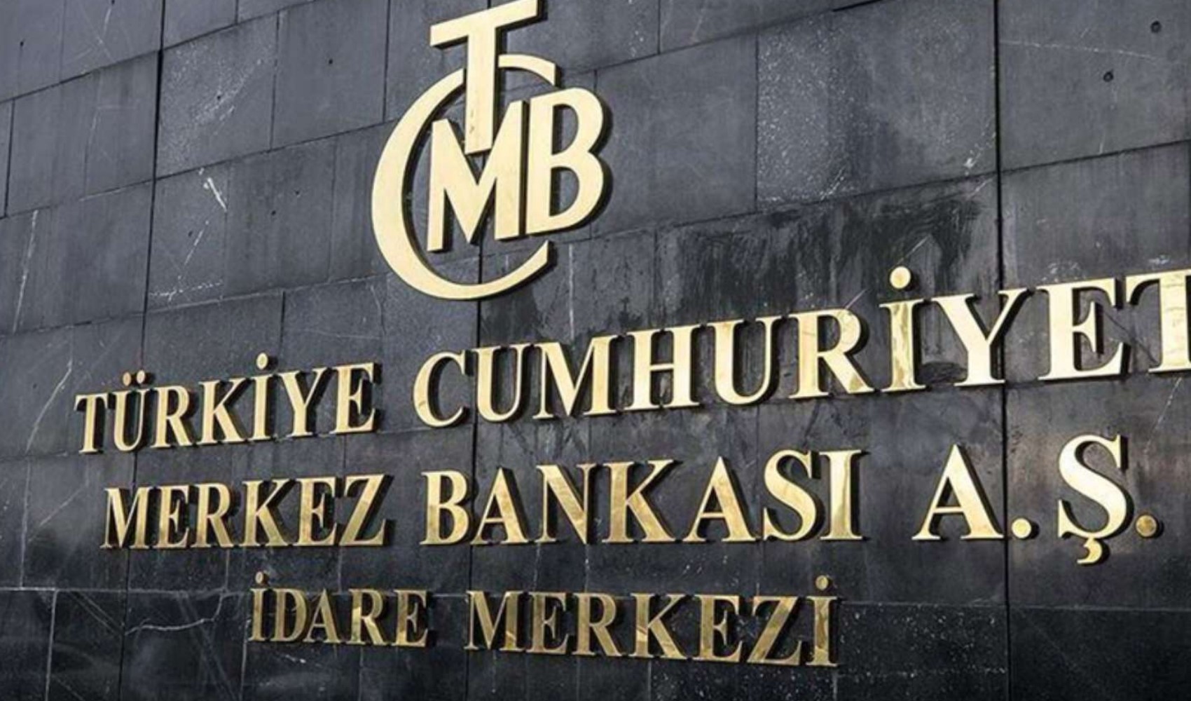 Scandalo per presunte molestie in un ente legato alla Banca Centrale! Una dipendente ha avuto un'emorragia cerebrale