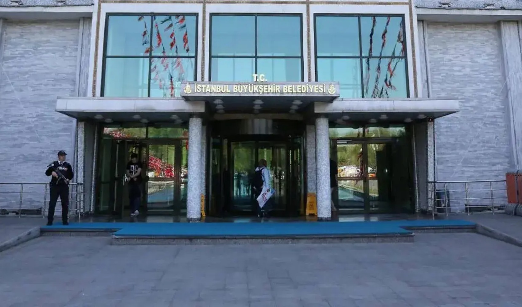 İBB soruşturmasında 13 kişi adliyede