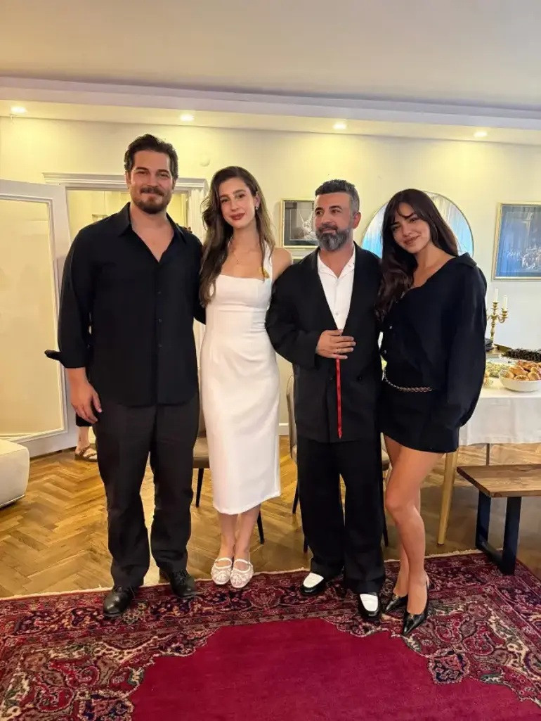 Itır Esen, Engin Aykanat, Çağatay Ulusoy and Aslıhan Malbora pose together at the engagement ceremony.