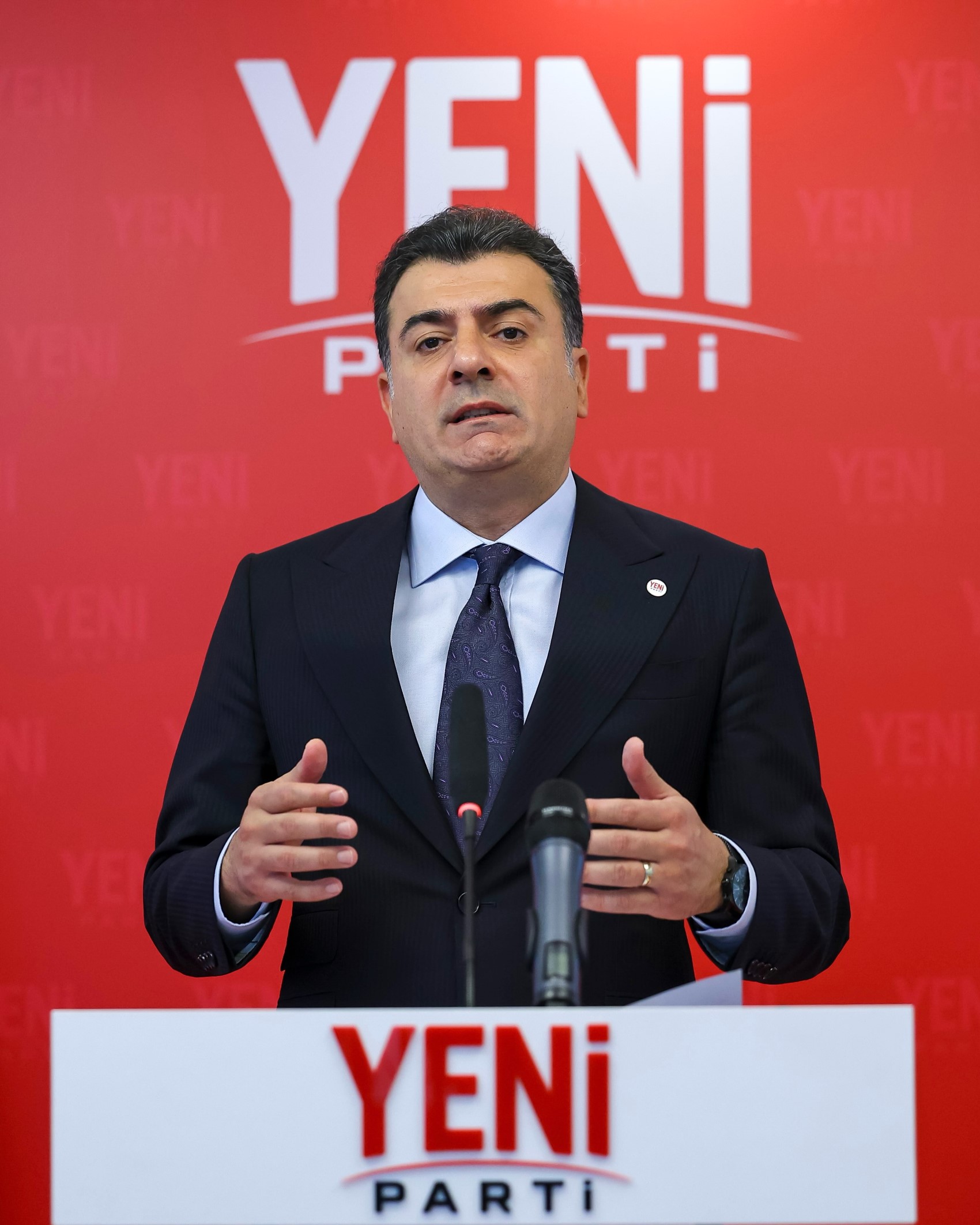 YENİ-Parteichef Özgür Özel hat sein A-Team bestimmt! Wer wird welche Aufgabe übernehmen? 'Auch Kılıçdaroğlus Blackbox wird im ZK vertreten sein'