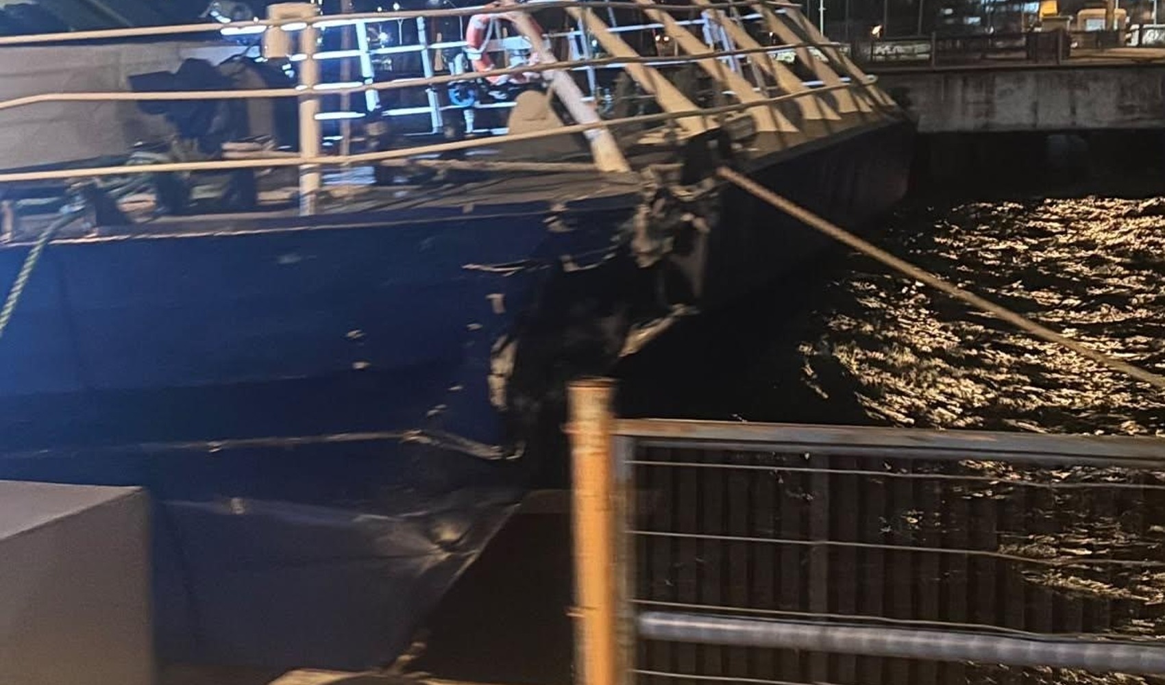 IDO sea bus crashes while docking at Mudanya Pier: The moment caught on camera