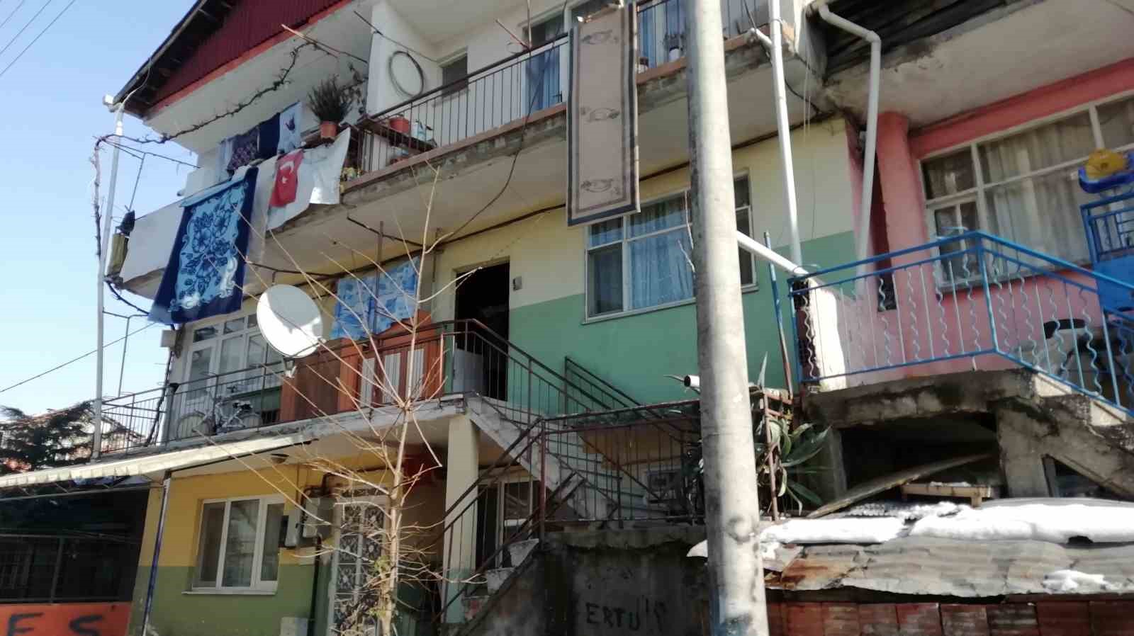 The exterior of the building in İzmit's Yenişehir neighborhood where the incident reportedly took place.