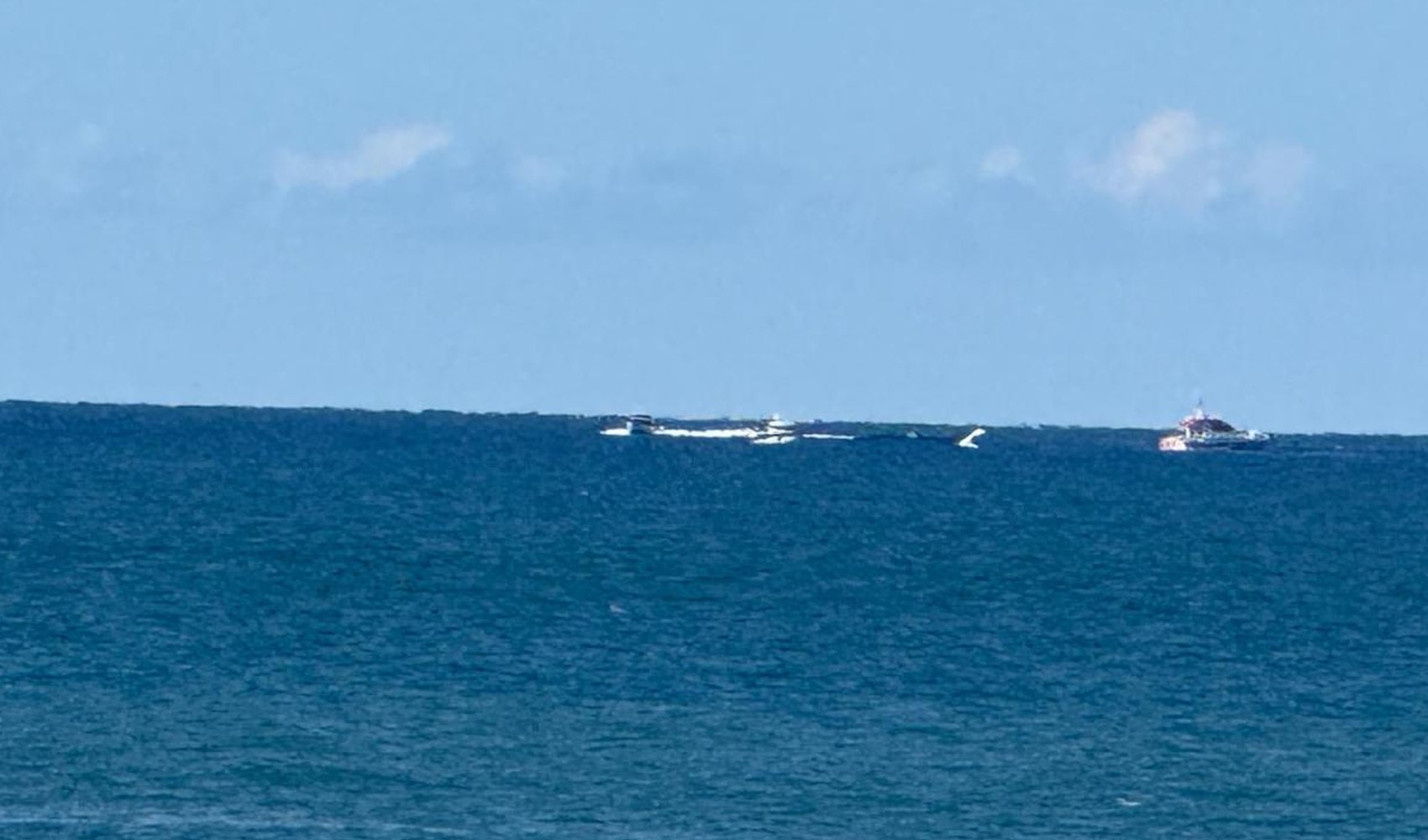 Plane taking off from Batumi makes emergency landing in the sea off Rize