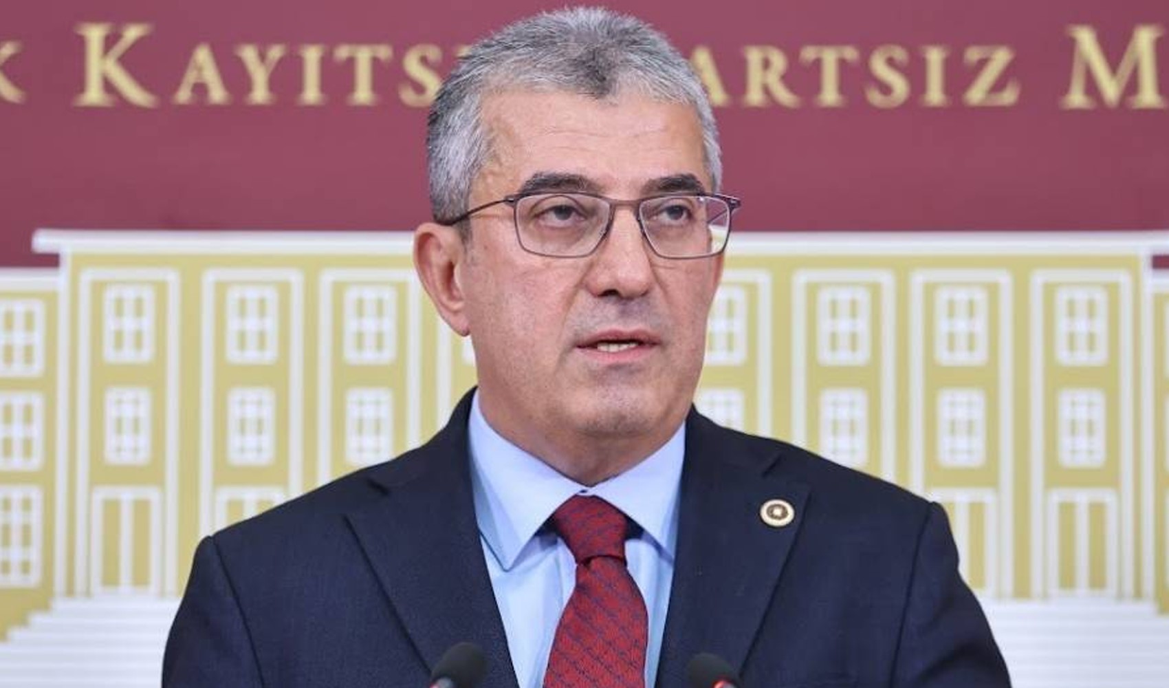 Gökhan Günaydın dévoile le plan de l'AKP pour la municipalité d'Istanbul